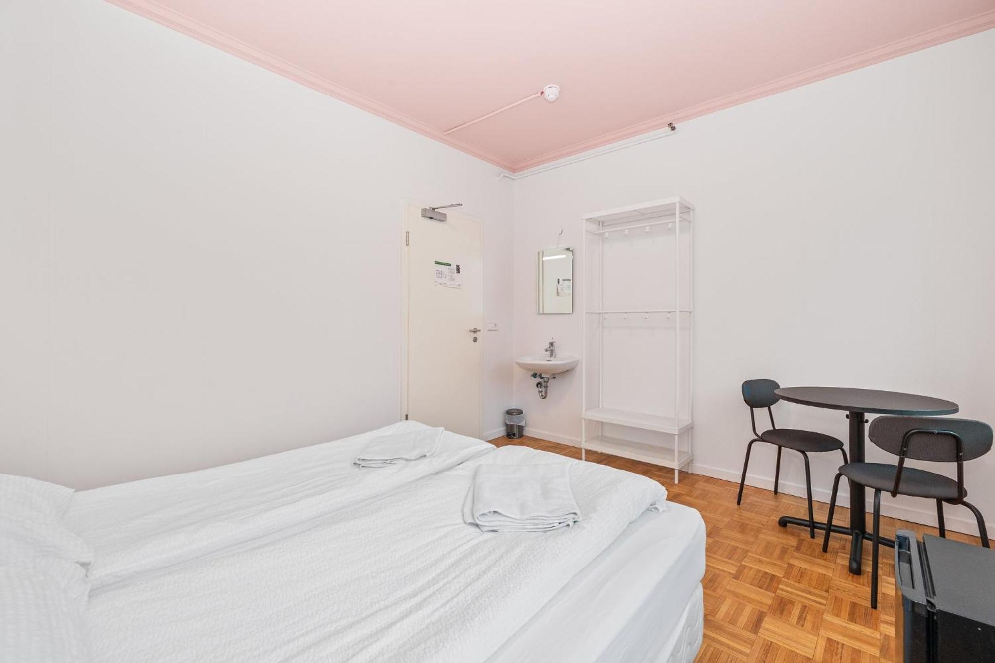 Downtown Reykjavik Baldursbra Guesthouse Zewnętrze zdjęcie
