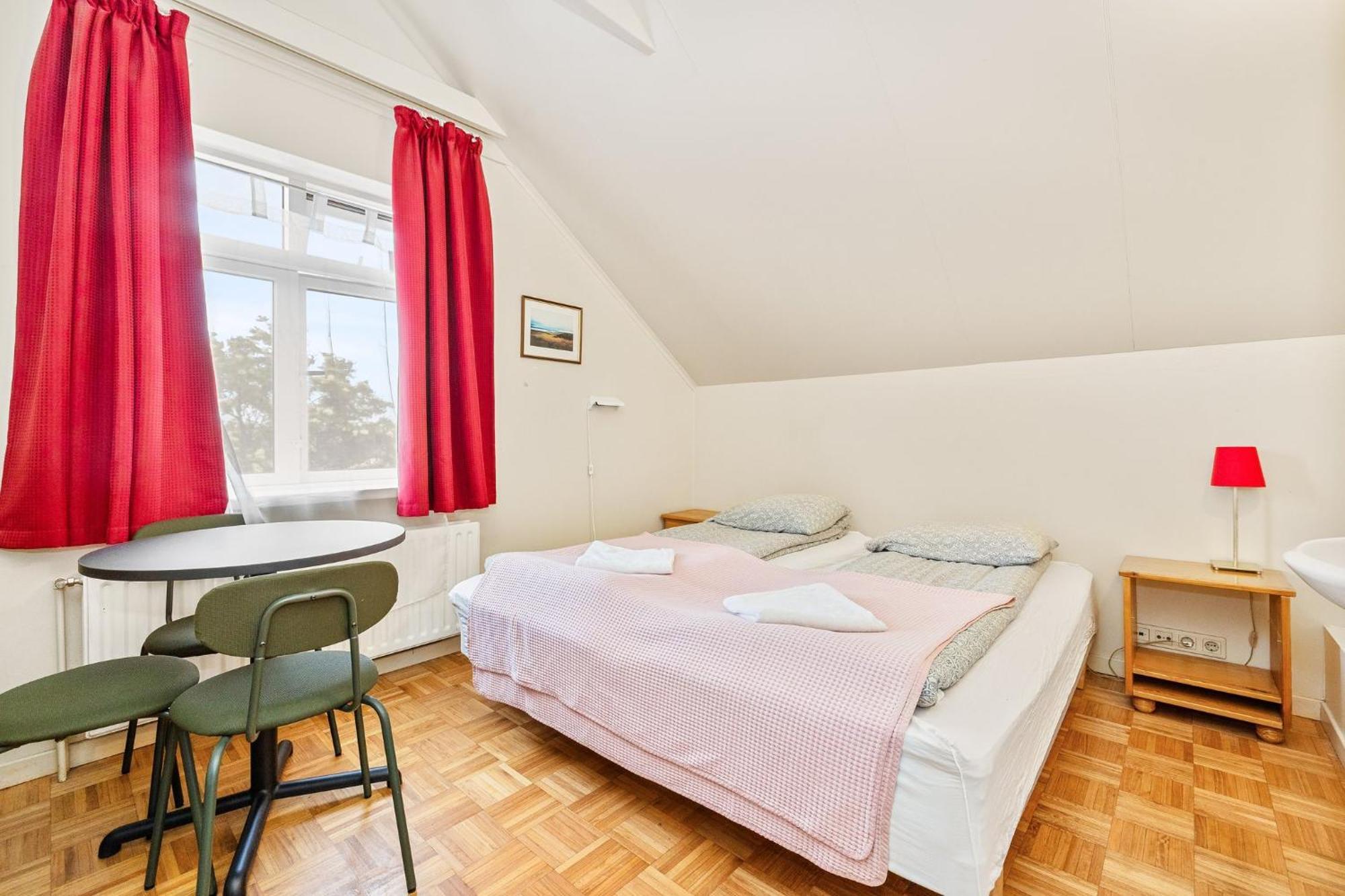 Downtown Reykjavik Baldursbra Guesthouse Zewnętrze zdjęcie