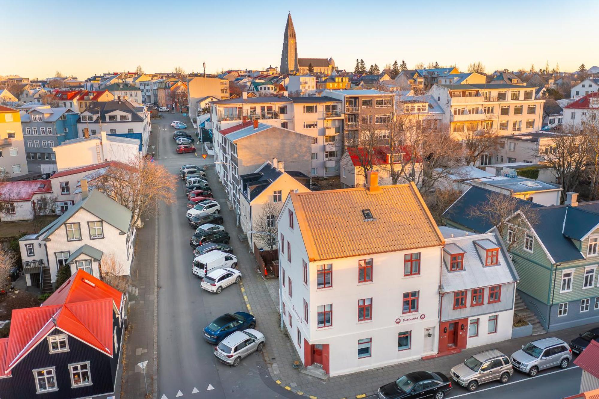 Downtown Reykjavik Baldursbra Guesthouse Zewnętrze zdjęcie
