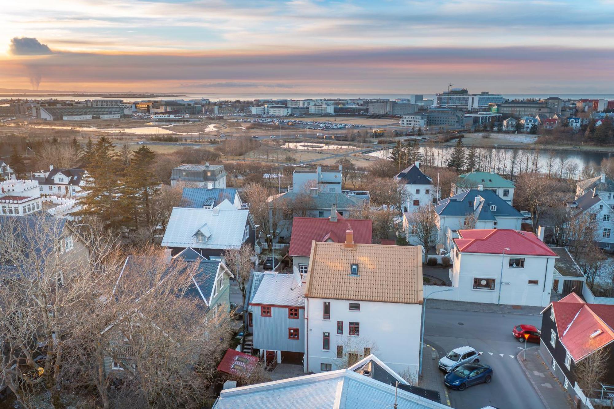 Downtown Reykjavik Baldursbra Guesthouse Zewnętrze zdjęcie